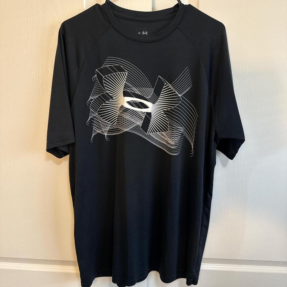 Men's Under Armour Black Shirt size L